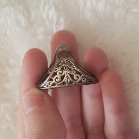 Abalone Statement Ring - Picture 5 of 7